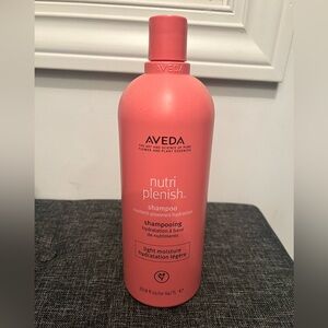 nutriplenish™ shampoo light moisture1 litre